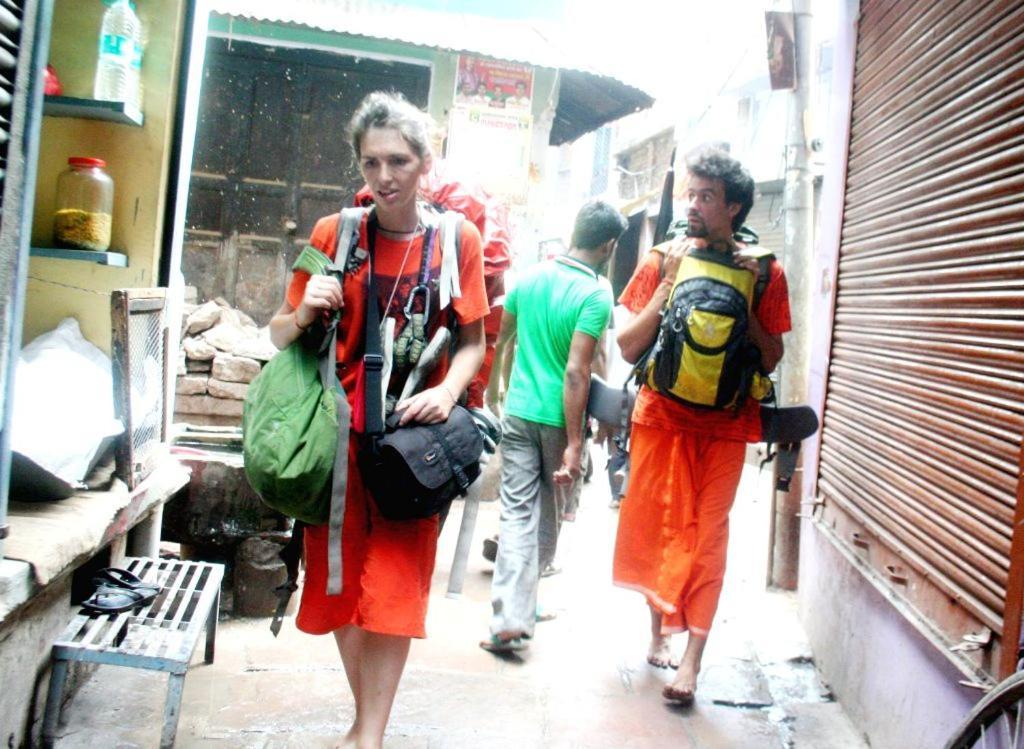 Jyoti Dormitory Varanasi Exteriör bild